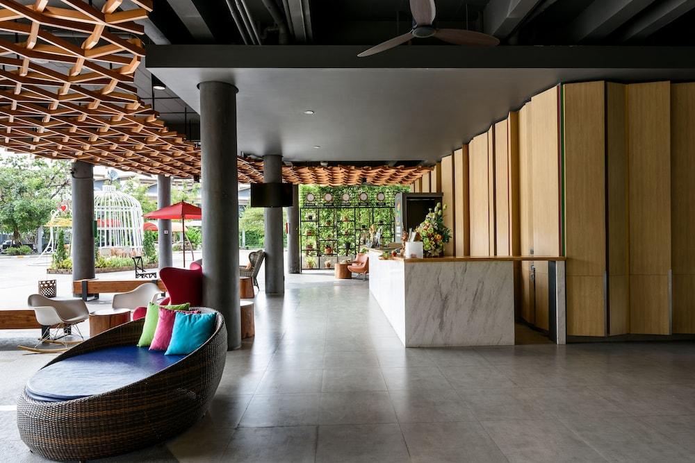 8 Icon Ao Nang Krabi Hotell Exteriör bild